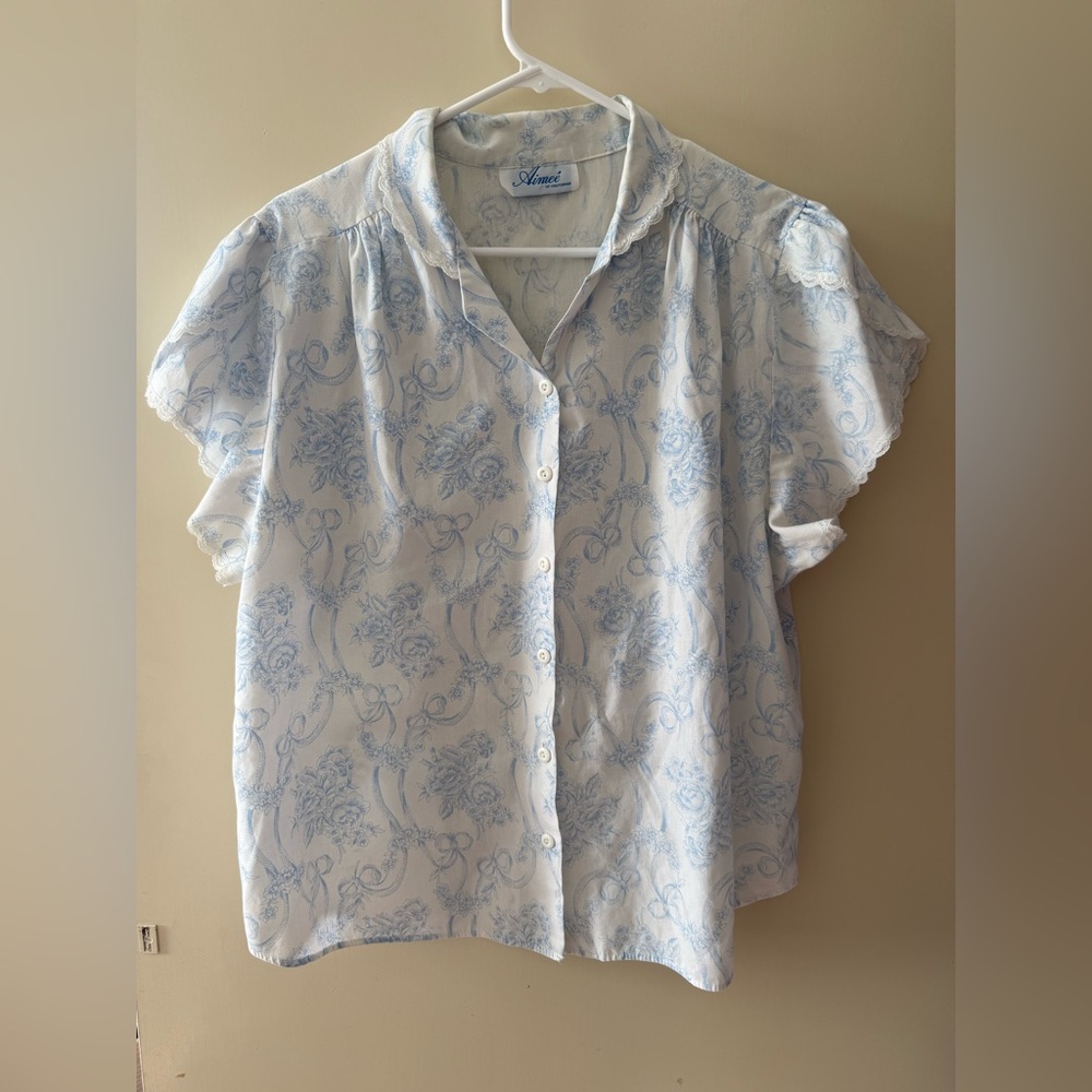 Vintage Aimee of California Blue Toile Floral Blouse Lace Collar